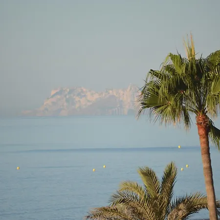 Lägenhet Frontline Deluxe 3br