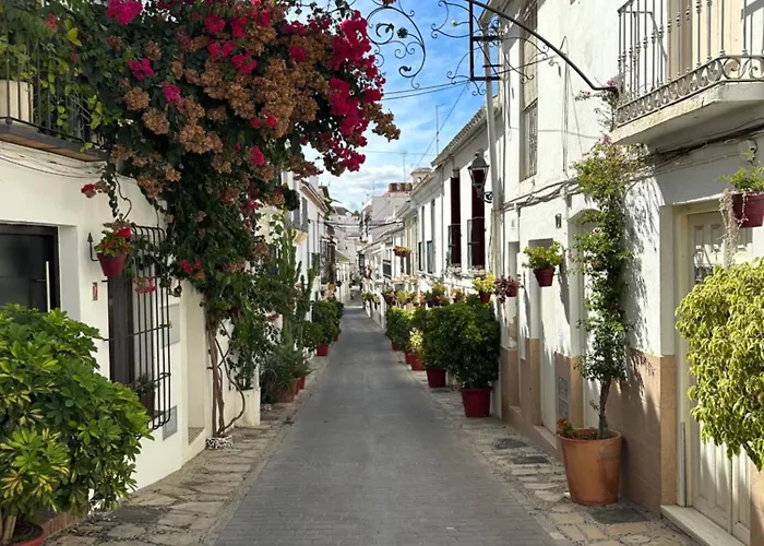 Frontline Deluxe 3br Estepona