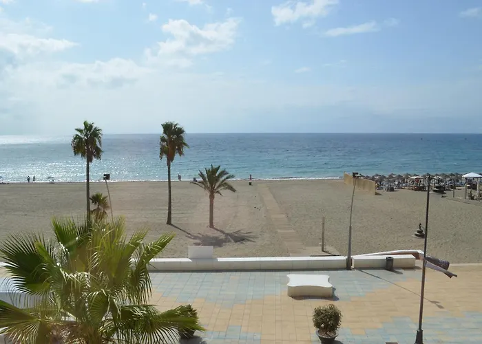 Frontline Deluxe 3br *